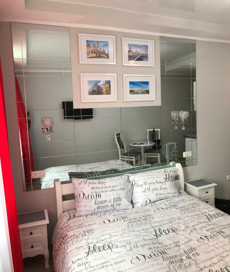 Apartment Studio Paris 51 Irpin Ngoại thất bức ảnh